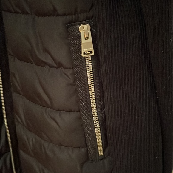 Calvin Klein cost - Picture 6 of 9